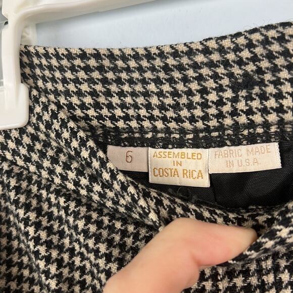 Vintage houndstooth pleated lined midi skirt size 6 made in Costa Rica - Picture 4 of 7